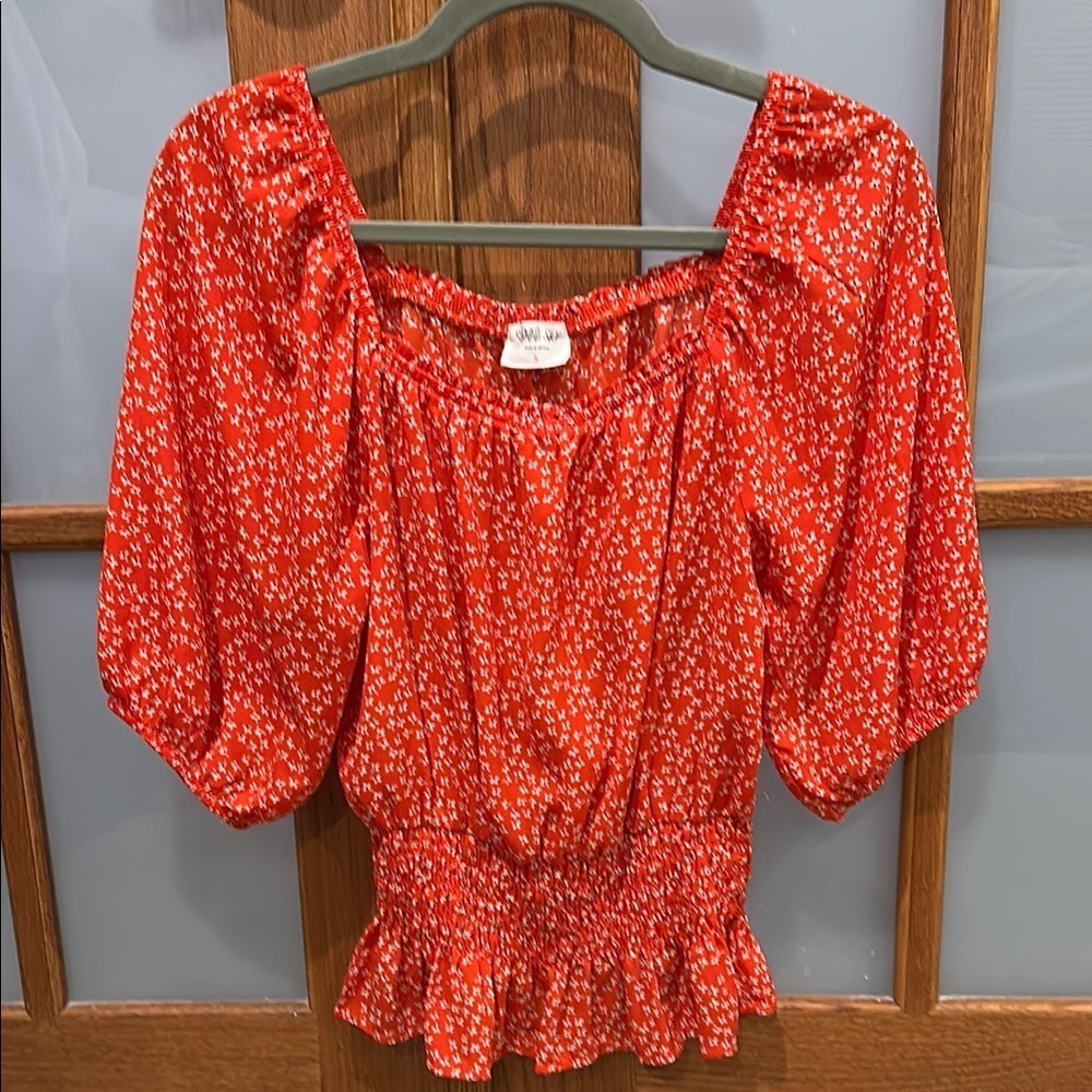 Sienna Sky Red and White Smocked Puff Sleeve Blouse​​​​ - Picture 3 of 6